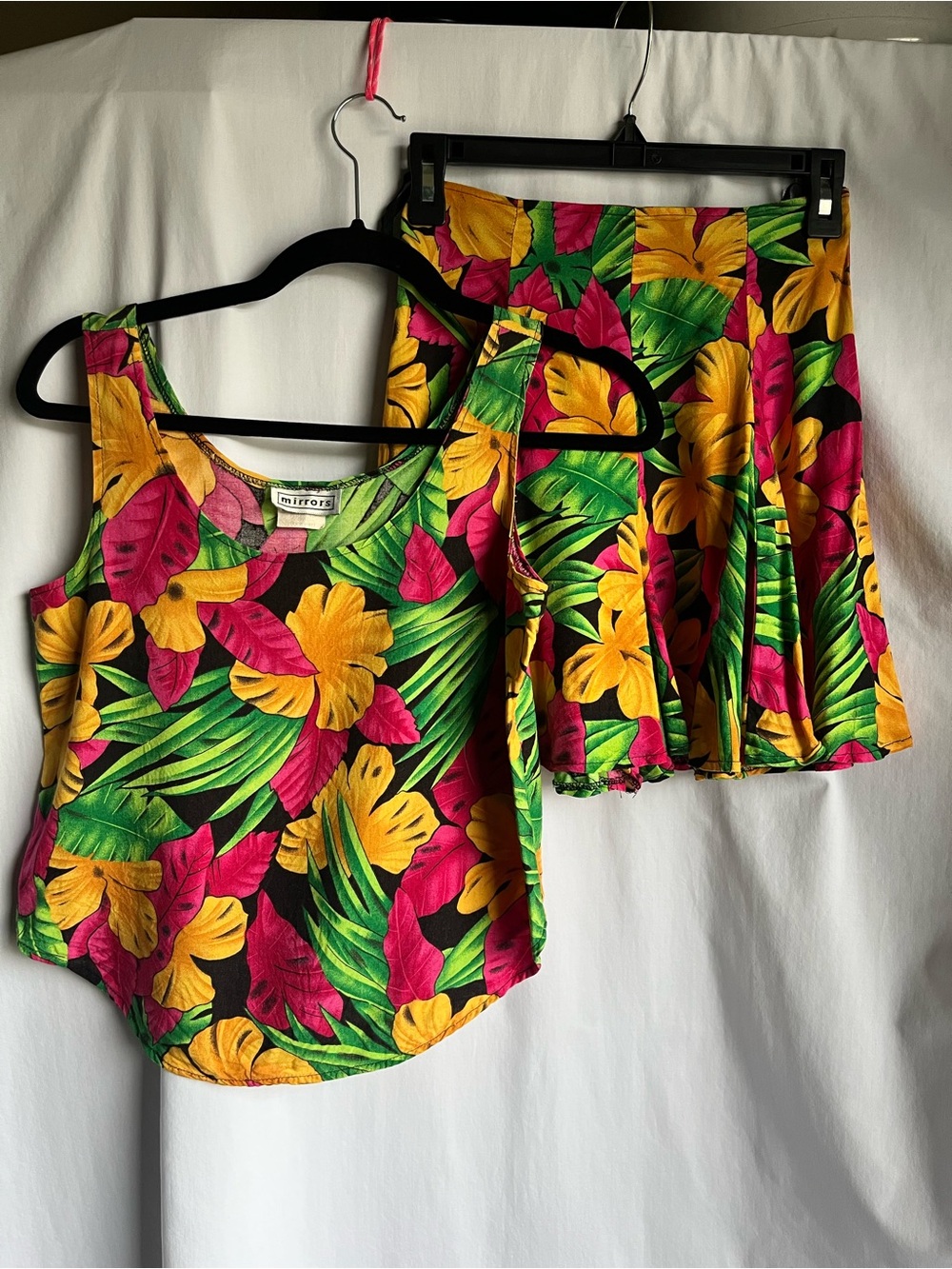Vintage Mirrors Tropical Floral Tank and Short Set - Yellow & Pink Y2K